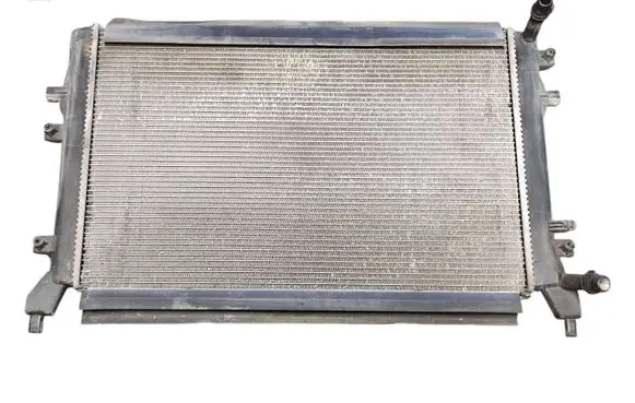 Volkswagen Golf VI Coolant radiator 1K0121251BN 993820AB