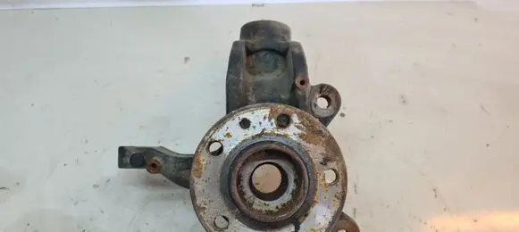 Volvo XC60 Front wheel hub spindle knuckle 7G913K170M
