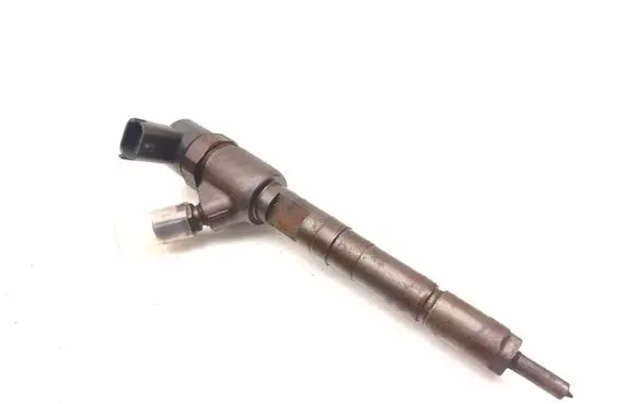 Opel Corsa D Fuel injector 0445110326