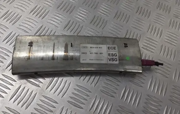 Audi A4 S4 B6 8E 8H Aerial antenna filter 8E5035503
