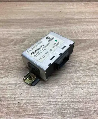 Audi 100 S4 C4 Other control units/modules 4A0951173