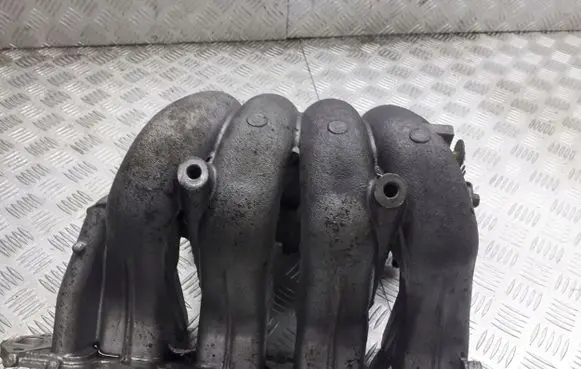 Mitsubishi Grandis Intake manifold