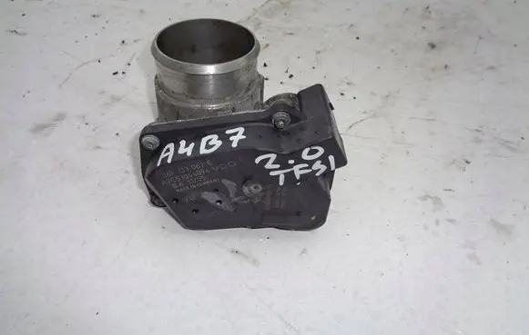 Audi A4 S4 B7 8E 8H Throttle valve 06F133062E