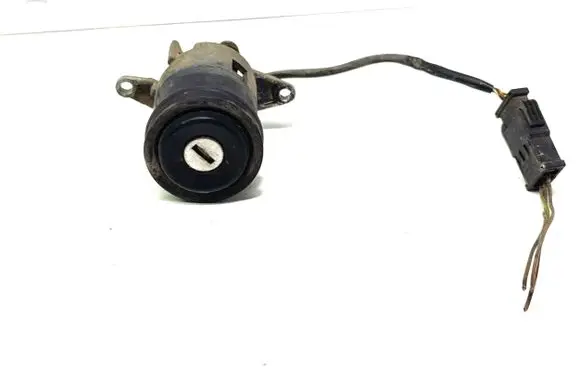 Audi 100 S4 C4 Tailgate exterior lock 