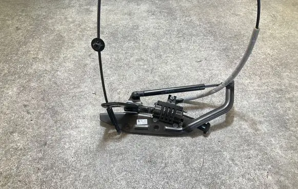 BMW iX3 Tailgate/trunk/boot tension spring 51285310 7404186 8530011