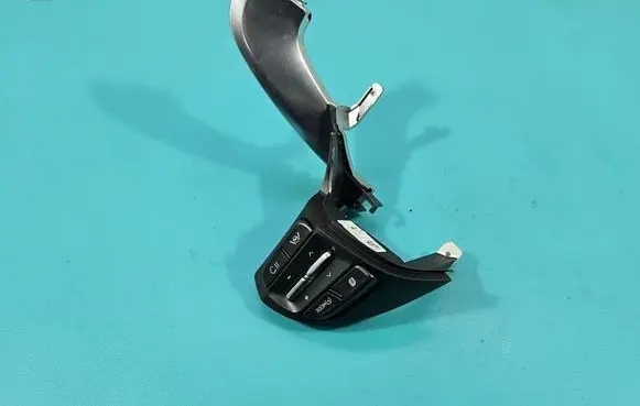 Hyundai i30 Multifunctional control switch/knob 3U229R1500 IMPRK1563672