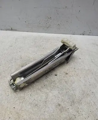 Audi A6 S6 C6 4F Lift Jack 