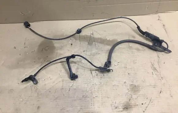 Lexus ES VII XZ10 ABS brake wheel speed sensor 8954233160