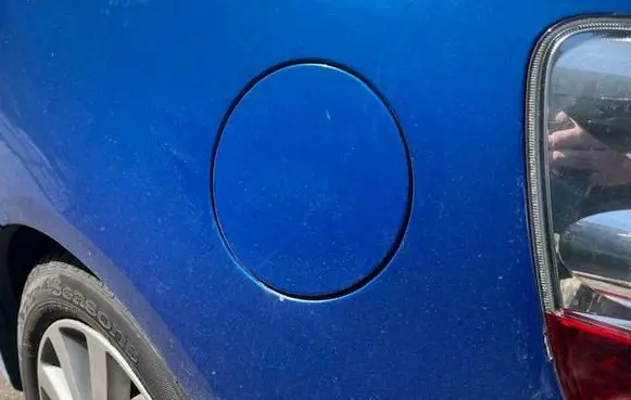 Honda Civic Fuel tank cap trim 