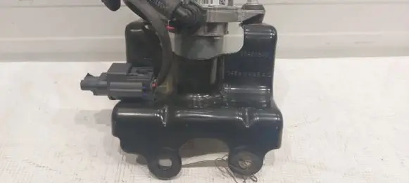Dodge Challenger Vacuum pump 4581485AD 4581485AE