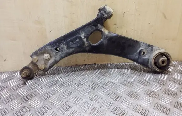 KIA Sportage Front lower control arm/wishbone