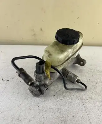 Ford Explorer Master brake cylinder 2309C
