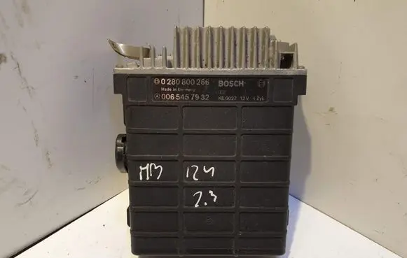 Mercedes-Benz E W124 Engine control unit/module 0280800266 0065457932