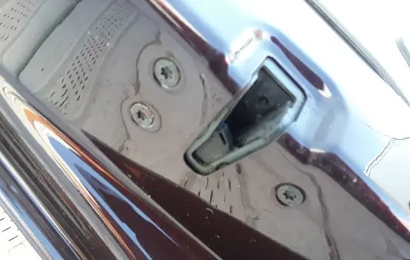 Volvo V50 Front door lock