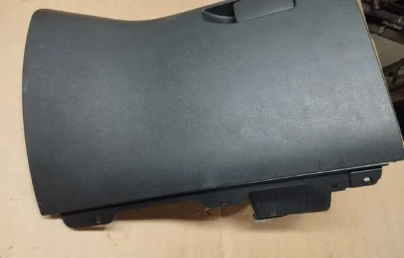 Peugeot 308 Glove box 9678406177