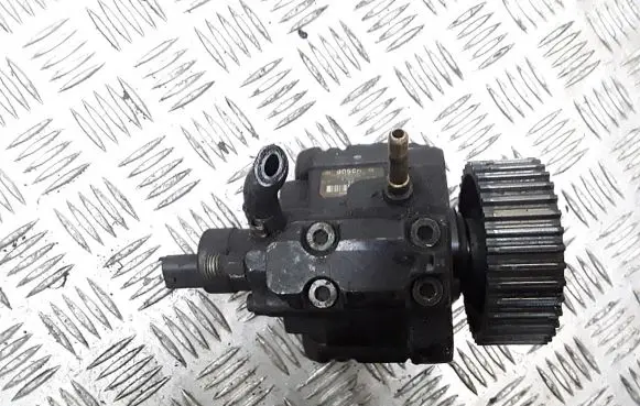 Alfa Romeo 166 Fuel injection high pressure pump