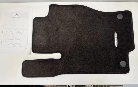 Mercedes-Benz GLE AMG (W166 - C292) Front floor mat A1666800248 16601771101 I111306