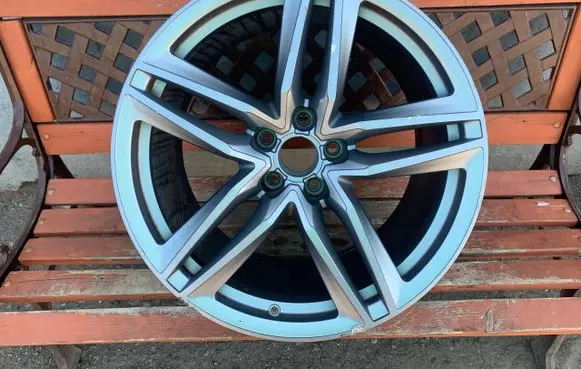 Audi R8 4S R19 alloy rim 