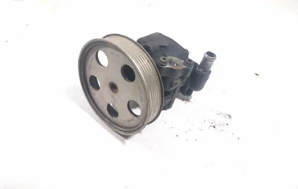 Audi A4 S4 B8 8K Power steering pump 8K0145153F