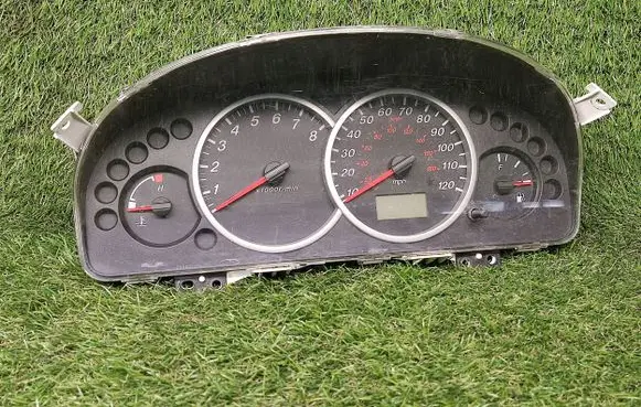 Mazda Tribute Speedometer (instrument cluster) 3T2T10849HC VP3T2F10890AA