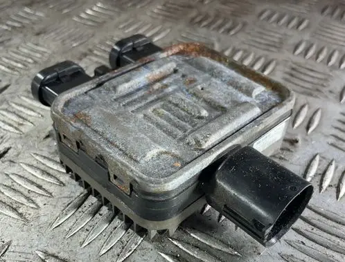 Volvo V60 Coolant fan relay 940013802
