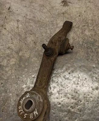 Mercedes-Benz S W220 Front lower control arm/wishbone
