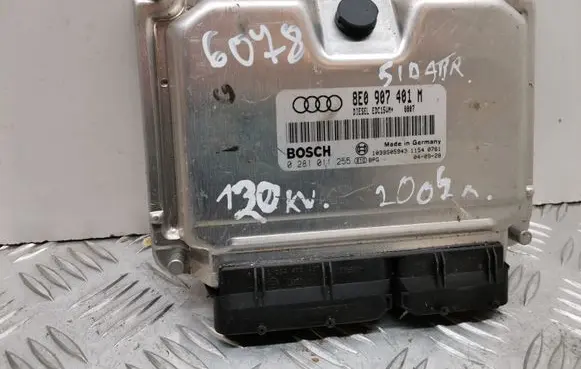 Audi A6 S6 C5 4B Engine control unit/module 8E0907401M