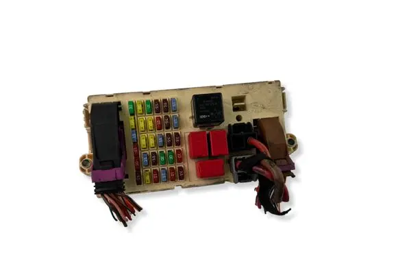 Alfa Romeo 159 Fuse module 60686059 250506