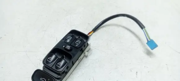 Mercedes-Benz C W203 Electric window control switch A2038210679