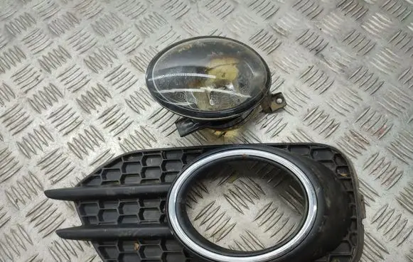 Volkswagen Tiguan Front fog light 5K0941700