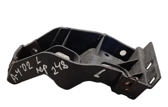 Audi A4 S4 B6 8E 8H Fender mounting bracket 8E0853921