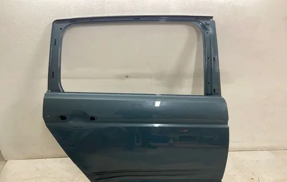 Volkswagen Touran III Rear door 5ta833312q