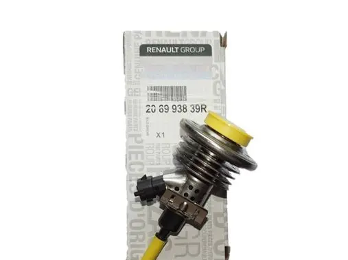 Renault Master III AdBlue injector 208993839R 93457779 0444021045