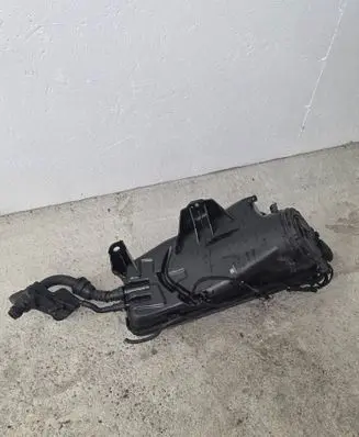 Volvo XC60 AdBlue liquid reservoir 131405814 31669394
