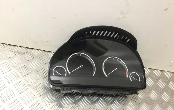 BMW 6 F12 F13 Speedometer (instrument cluster) 9285179 0263694255