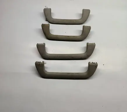 Mercedes-Benz S W221 A set of handles for the ceiling 