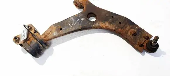 Ford Focus Front lower control arm/wishbone 