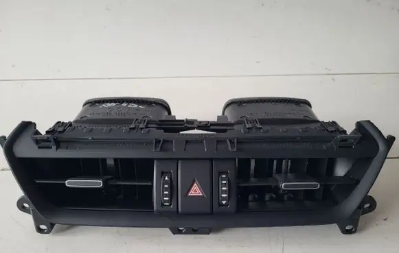 Toyota RAV 4 (XA50) Dash center air vent grill 4556432190