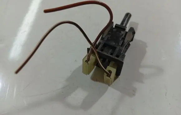 Mercedes-Benz CLS C219 Brake pedal sensor switch 0015450714
