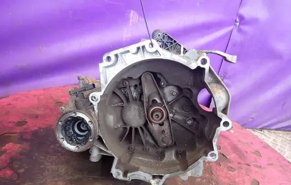 Seat Ibiza IV (6J,6P) Manual 5 speed gearbox LVG