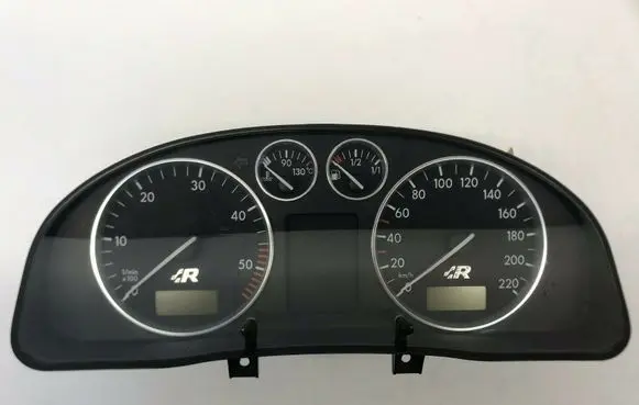 Volkswagen PASSAT B5.5 Speedometer (instrument cluster) 3B0919880D nr134