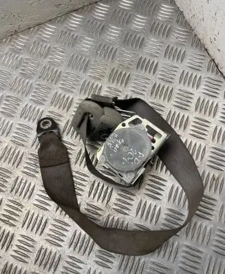 Dodge Durango Rear seatbelt
