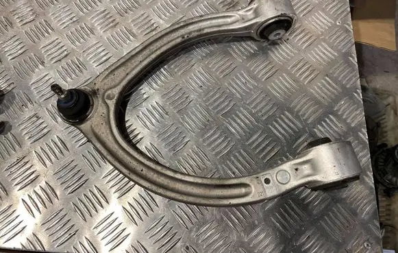 Mercedes-Benz S W221 Front lower control arm/wishbone 02506003701202