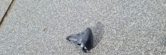 Nissan Terrano Windshield washer spray nozzle 