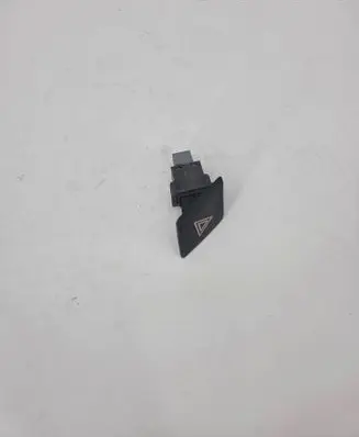 Toyota Yaris Hazard light switch 843310d020
