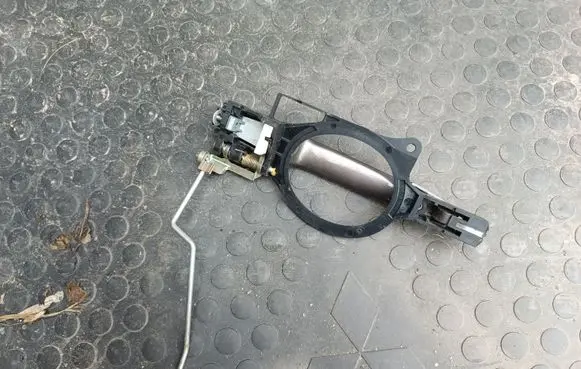 Mitsubishi Outlander Front door exterior handle