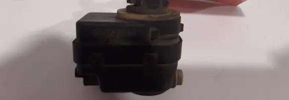 Citroen Xsara Picasso Headlight level adjustment motor 