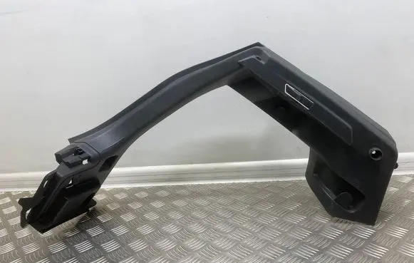 Volkswagen Golf VII Other trunk/boot trim element 5G6867761E