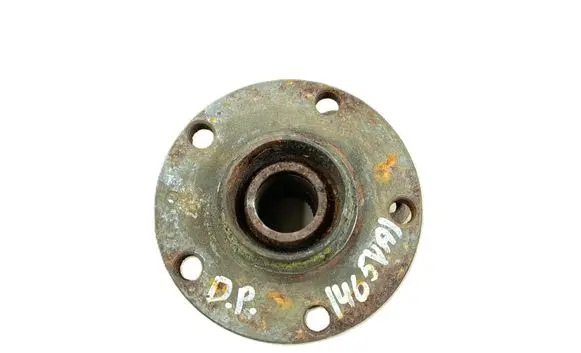 Audi A6 S6 C6 4F Front wheel hub 4E0407613C
