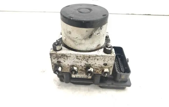 Volkswagen Fox ABS Pump 5Z0614117B 0265800468